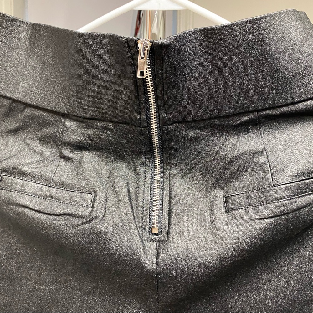 Asilio Black Garment - Picture 4 of 9